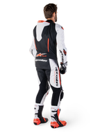 Alpinestars GP-R7 1 sztuka, męski skórzany kombinezon wyścigowy, biały i czarny, garb aerodynamiczny, skóra bydlęca.