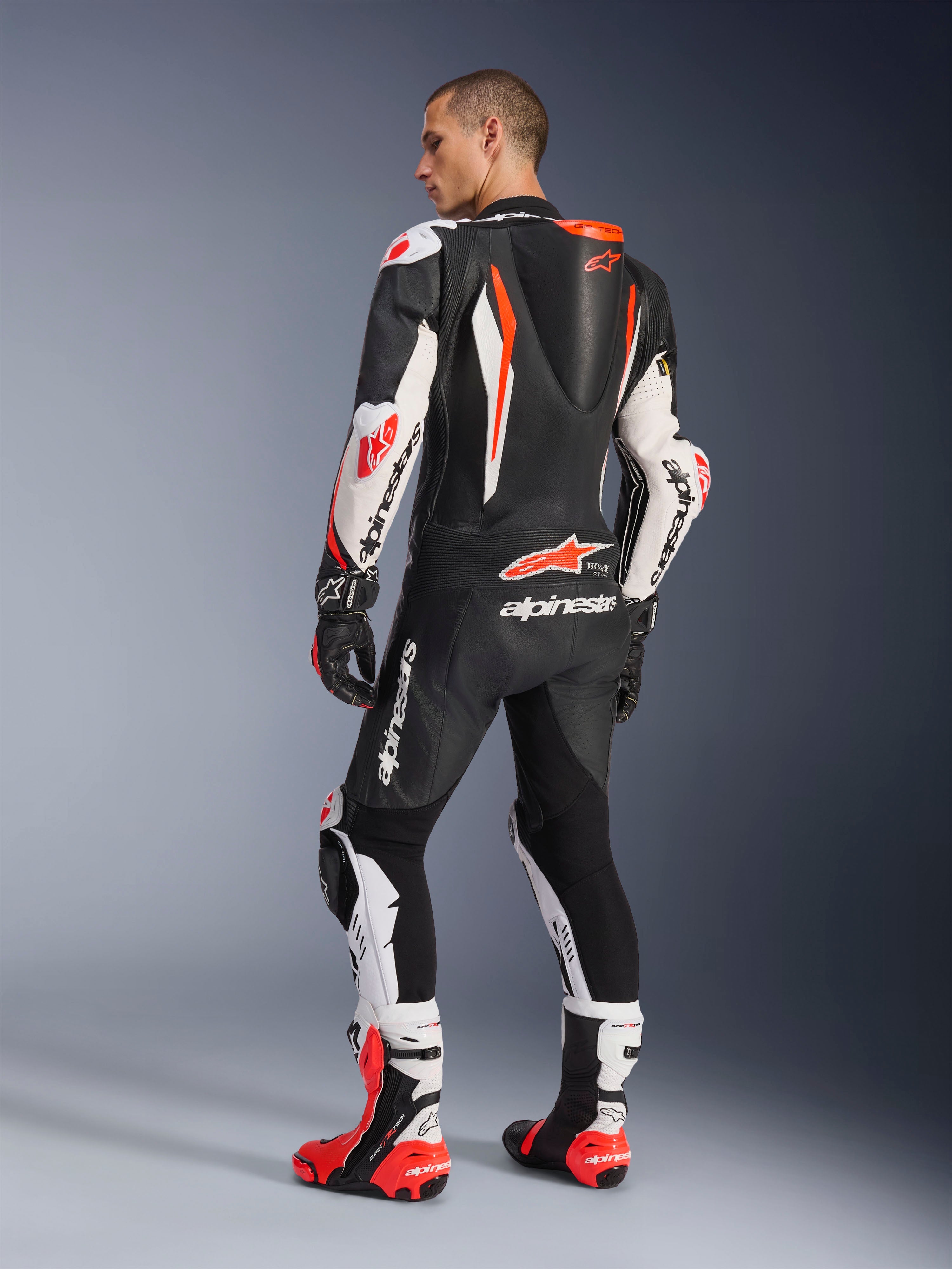 Skórzany Kombinezon GP Tech V5 1 Sztuka