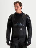 Alpinestars Harok V2 Drystar, męska czarna kurtka motocyklowa all-terrain adventure, z wodoodporną podszewką i wentylacją, na modelu
