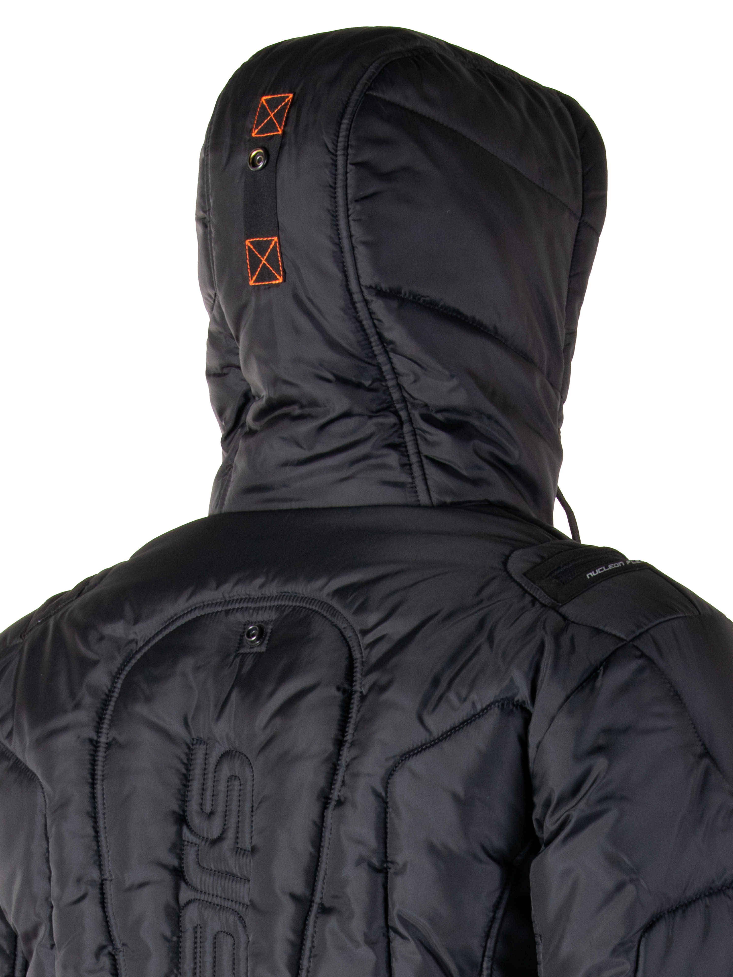 Alpinestars Mohobbs Waterproof Jacket, ocieplana motocyklowa kurtka typu bomber, czarna z pomarańczowymi akcentami fluo, pikowana tekstura z ociepleniem, posiada kaptur i przedni zamek, nowoczesny miejski styl streetwear do jazdy