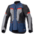 Alpinestars Bogota Pro Drystar Jacket, motocyklowa kurtka turystyczna adventure, ciemnoniebieska i czarna z szarymi panelami na klatce piersiowej i jaskrawoczerwonymi akcentami, wodoodporna konstrukcja tekstylna, liczne zamki wentylacyjne i kieszenie użytkowe.