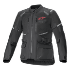 Alpinestars Andes Air Drystar Jacket, czarna motocyklowa kurtka turystyczna adventure, widok z przodu, rozległe panele wentylacyjne z siatki, czerwone logo Alpinestars na piersi, odblaskowe elementy i przednie kieszenie cargo