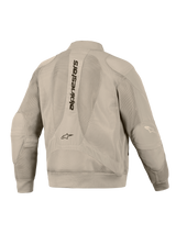 Kurtka Alpinestars Flight Air w kolorze Aluminum, widok z tyłu, wyposażona w rozbudowane panele z siatki 3D zapewniające wentylację, pionowy napis Alpinestars na plecach, ściągacze przy mankietach i na dole oraz nowoczesną sylwetkę w stylu bomber do miejskiej jazdy motocyklowej.