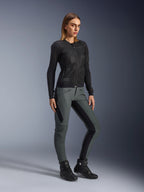 Alpinestars Alamosa, damskie spodnie motocyklowe miejskie, szare i czarne, tekstylne z elastycznymi panelami, krój slim fit.