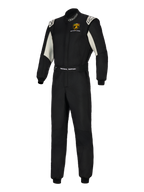 Alpinestars Limited Edition Lamborghini GP Tech V4 Suit, profesjonalny kombinezon wyścigowy, czarny ze srebrnymi i białymi akcentami, logo Lamborghini Squadra Corse na piersi, branding „Technical Support” na pasie oraz logo Alpinestars na kołnierzu i ramionach
