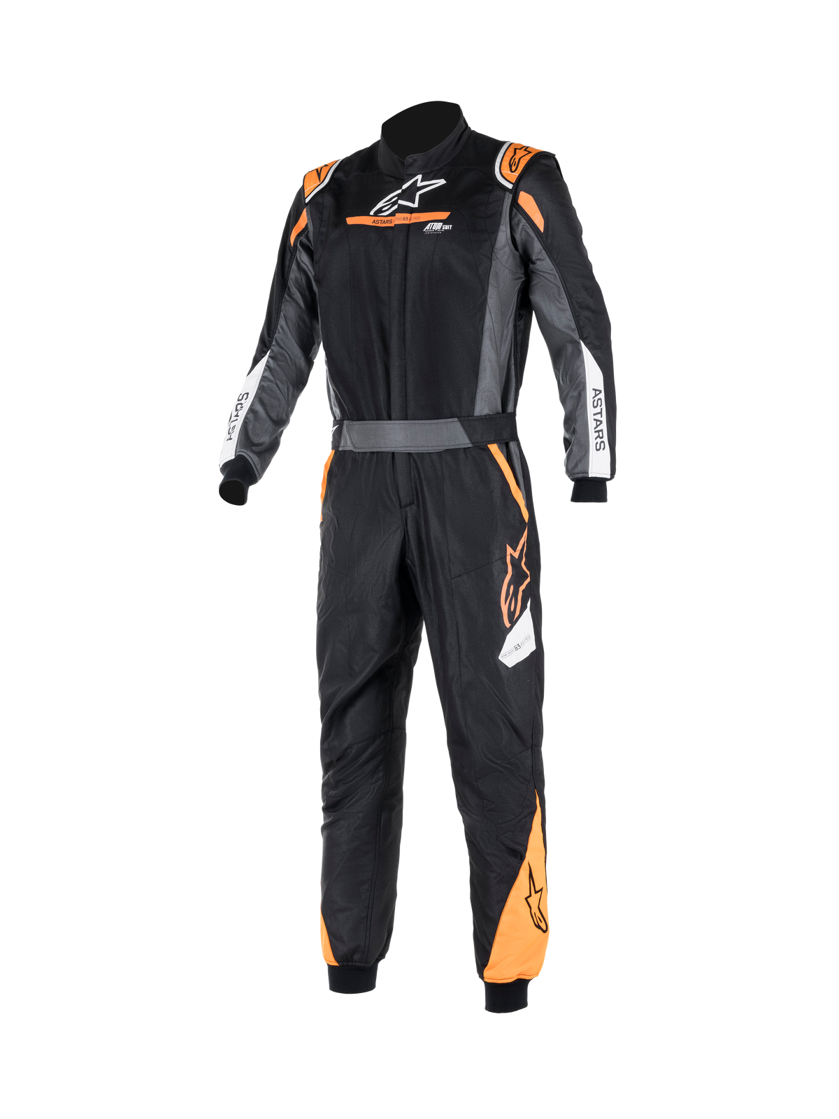 Alpinestars Atom Graphic Suit, jednoczęściowy samochodowy kombinezon wyścigowy FIA w kolorze czarnym, antracytowym i pomarańczowym fluo, widok z przodu ukazujący ognioodporną aramidową konstrukcję, pasek w talii oraz branding ASTARS.