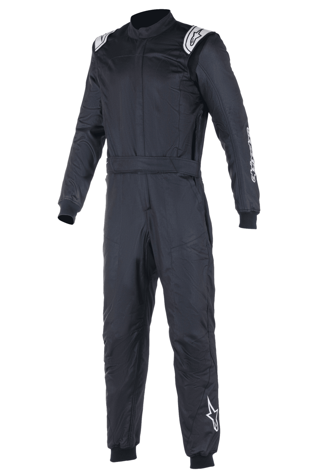 Alpinestars Atom FIA Suit, czarny samochodowy kombinezon wyścigowy, jednoczęściowa konstrukcja z białymi logo Alpinestars na ramionach i lewej nogawce, wysoki kołnierz ze ściągaczami na mankietach i pasem w talii, profesjonalna odzież do sportów motorowych i wyścigów