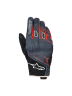 Alpinestars Moblast Waterproof Gloves, rękawice motocyklowe, antracytowe i czarne z pomarańczowymi akcentami, krótki mankiet z czerwono-pomarańczową grafiką liniową, białe logo gwiazdy na mankiecie i napis „astars” na palcu, techniczny materiał tekstylny zapewniający ochronę w każdych warunkach pogodowych