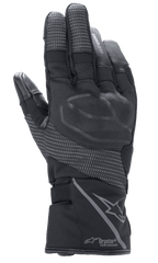 Alpinestars Stella Andes V3 Drystar, damskie rękawice motocyklowe, kolor Black Anthracite, widok wierzchu dłoni ze zintegrowanym ochraniaczem kostek, odblaskowe panele ripstop, logo Alpinestars i branding Drystar Performance na mankiecie, odzież motocyklowa adventure touring