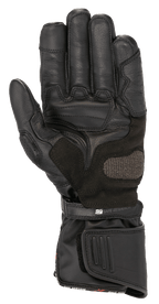 Rękawice Alpinestars SP-8 HDry®, rękawice motocyklowe, czarne, widok od strony dłoni prezentujący wzmocnioną skórzaną konstrukcję, strefę lądowania ARShield oraz podwójny system zamykania z paskiem „Safe Retention”, wodoodporna ochrona do sportowej jazdy