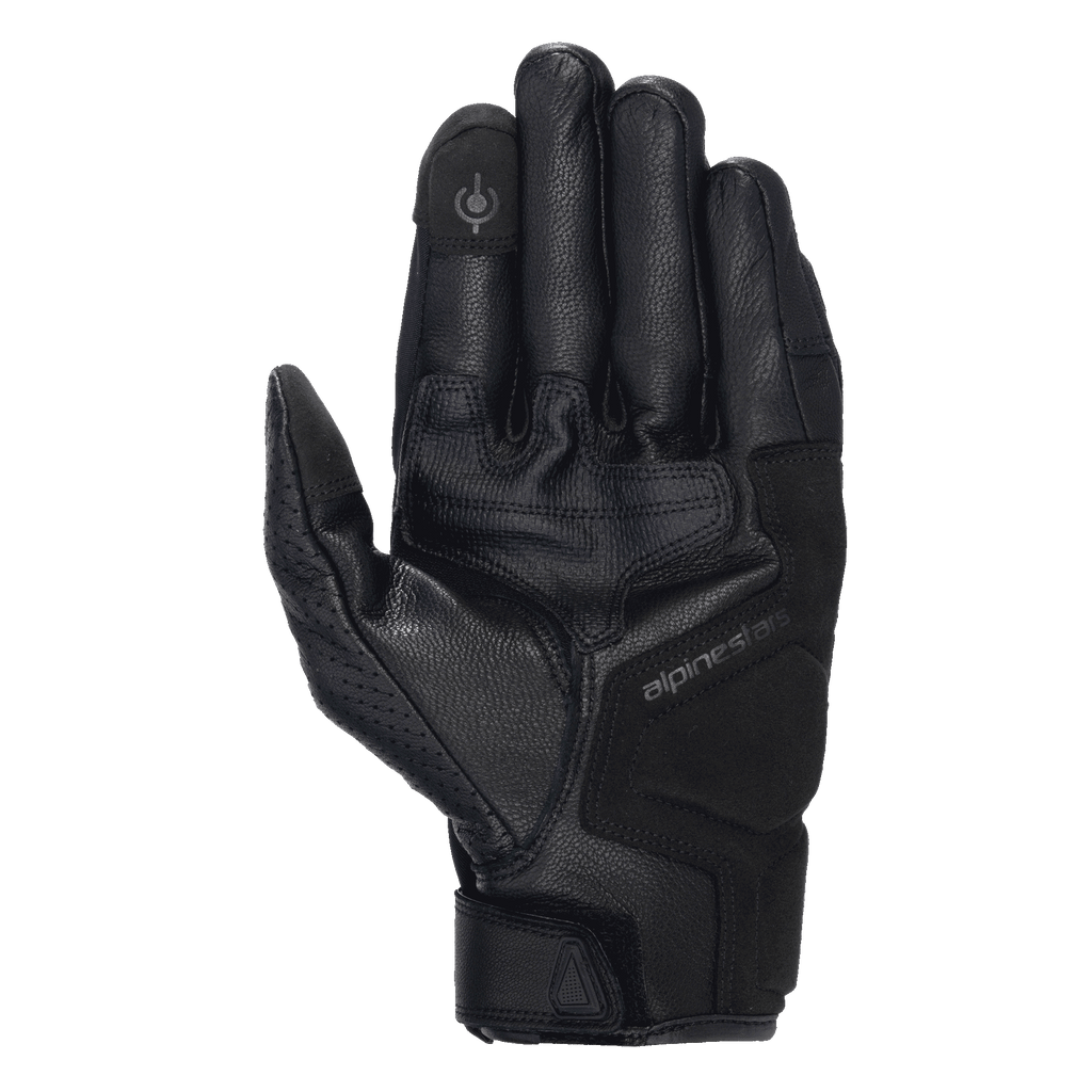 Alpinestars Celer V3 Gloves, czarne skórzane rękawice motocyklowe, widok od strony dłoni prezentujący wzmocnioną wyściółkę i opuszkę palca kompatybilną z ekranami dotykowymi, trwała skóra kozia z subtelnym logo Alpinestars, krótki mankiet