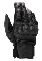 Alpinestars Phenom Leather Air Gloves, czarne rękawice motocyklowe, konstrukcja z perforowanej skóry koziej, zintegrowany twardy ochraniacz kostek, elastyczne wstawki akordeonowe na palcach, krótkie zapięcie mankietu