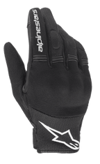 Alpinestars Stella Copper Women's Gloves, damskie rękawice, czarno-białe, widok na grzbiet dłoni z siateczkową konstrukcją i twardym ochraniaczem kostek pod spandeksem, biały napis Alpinestars na palcu wskazującym i logo na nadgarstku, krótkie miejskie rękawice motocyklowe