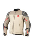 Kurtka Alpinestars Nazca 3L GORE-TEX PRO, Walnut Rock Brown, przygodowa kurtka motocyklowa, beżowe i jasnobrązowe bloki kolorystyczne, szare teksturowane wzmocnienia na ramionach i łokciach, jaskrawoczerwone detale zamków, czerwone logo „ALL TERRA” na piersi, czarne logo Alpinestars na przedramionach, wytrzymała konstrukcja tekstylna