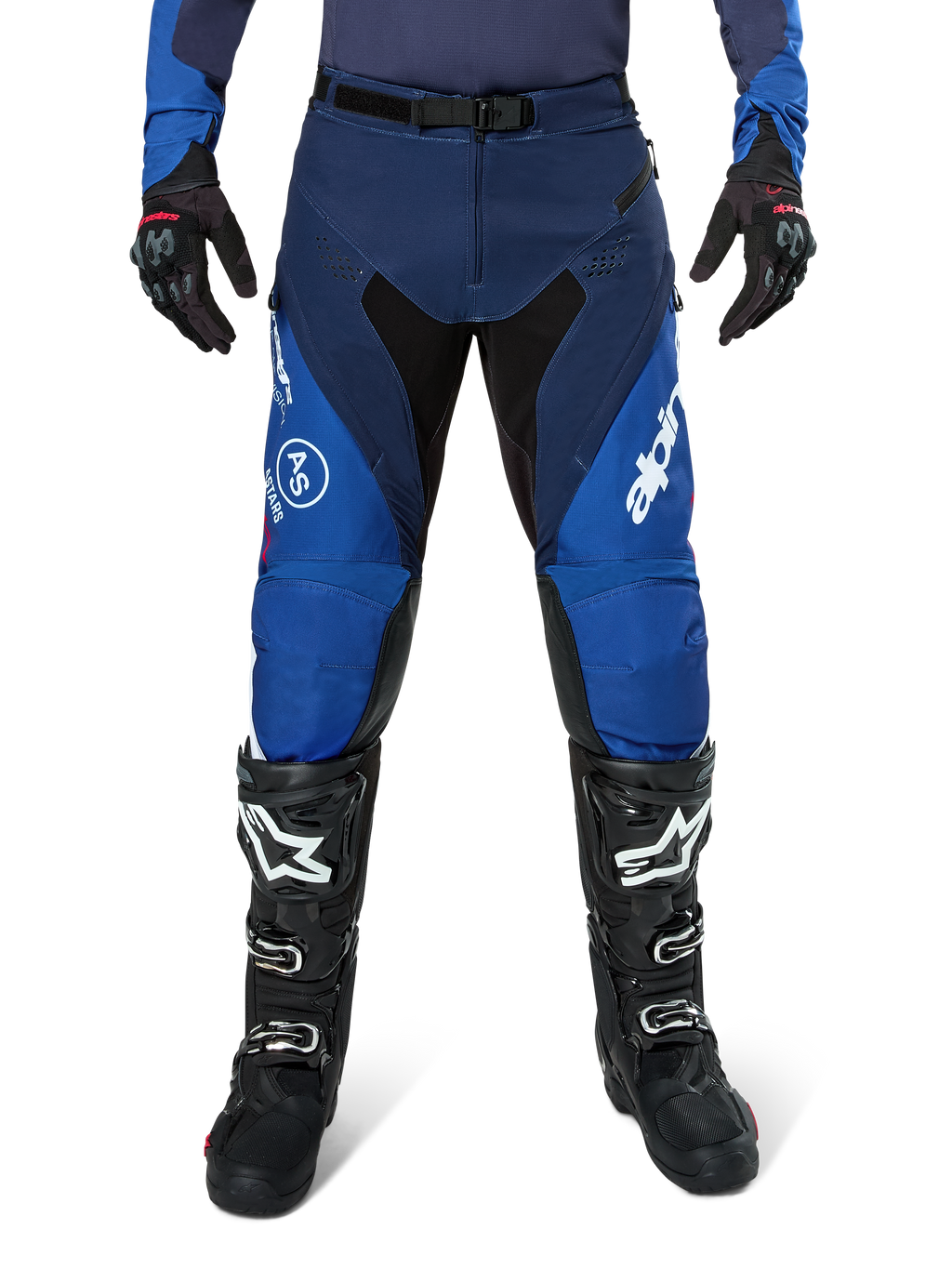Alpinestars Pro-Dura Pants, spodnie motocrossowe, granatowe i jasnoniebieskie z białymi akcentami, widok z przodu, noszone z czarnymi butami i rękawicami, techniczny design do jazdy enduro i off-road