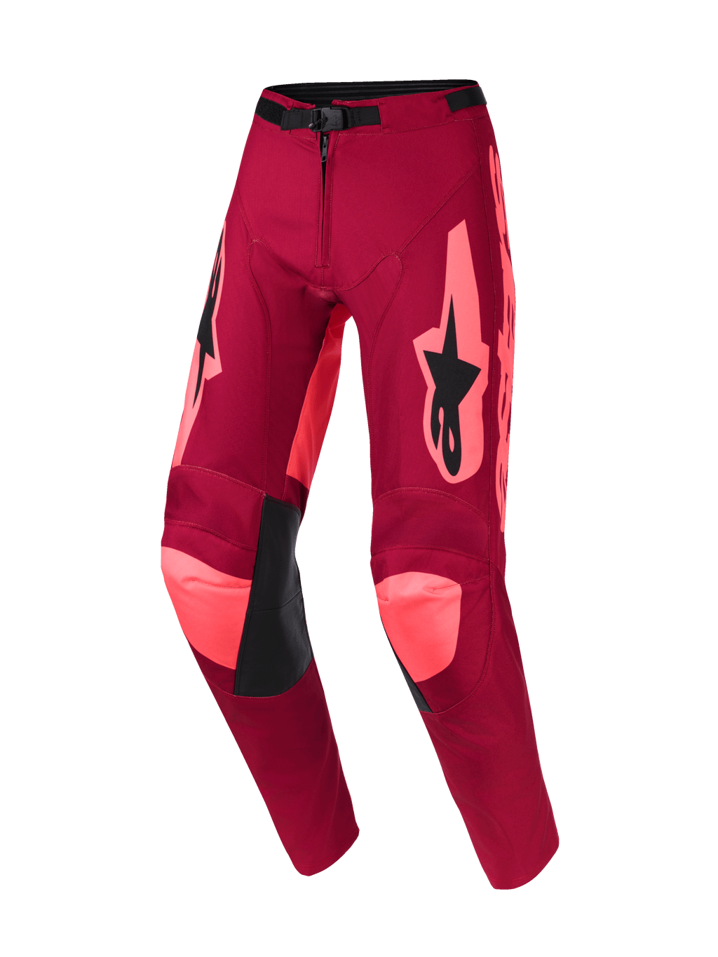 Alpinestars 2026 Racer Riway Pants, spodnie motocrossowe, kolor Dark Red Coral, jasne koralowe akcenty na kolanach i po bokach, czarne logo Alpinestars na udach, czarne skórzane panele wewnętrzne na kolanach i regulowana klamra w pasie, wytrzymała konstrukcja do wyścigów off-road