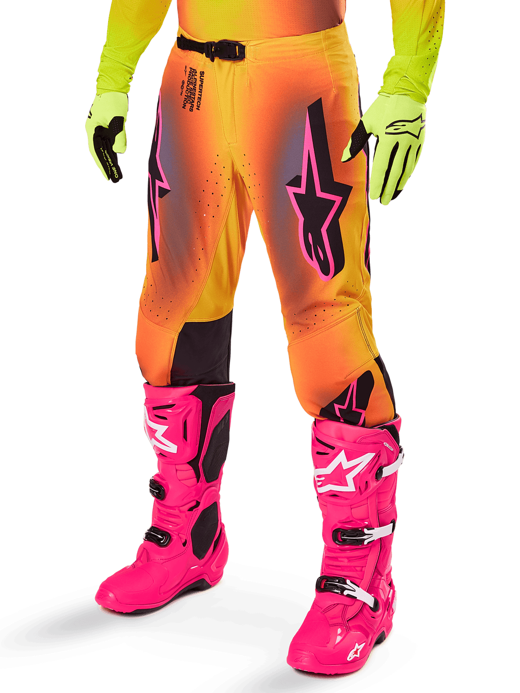 Alpinestars 2025 Supertech Lipan Gear Set, spodnie motocrossowe, żółto-pomarańczowy gradient z różowymi i fioletowymi akcentami, czarne logo Alpinestars na udach, żółte rękawice i jaskraworóżowe buty motocrossowe