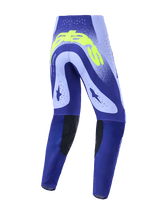 Spodnie Alpinestars Supertech Scenz 2026, spodnie motocrossowe, fioletowe i neonowo-żółte, widok z tyłu ukazujący techniczny design z laserowo wycinanymi perforacjami, wyrazisty neonowo-żółty branding z tyłu oraz czarne, wytrzymałe panele na wewnętrznej stronie kolan