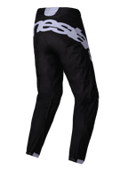 Alpinestars 2025 Racer Graphite Pants, spodnie motocrossowe, czarno-szare, widok z tyłu z dużym szarym brandingiem na siedzeniu, wstępnie zakrzywione nogawki, wytrzymała tkanina techniczna do wyścigów terenowych