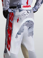Alpinestars Spodnie Racer Air Lone, męskie spodnie motocrossowe, szary kamuflaż i czerwone detale, perforowany materiał.