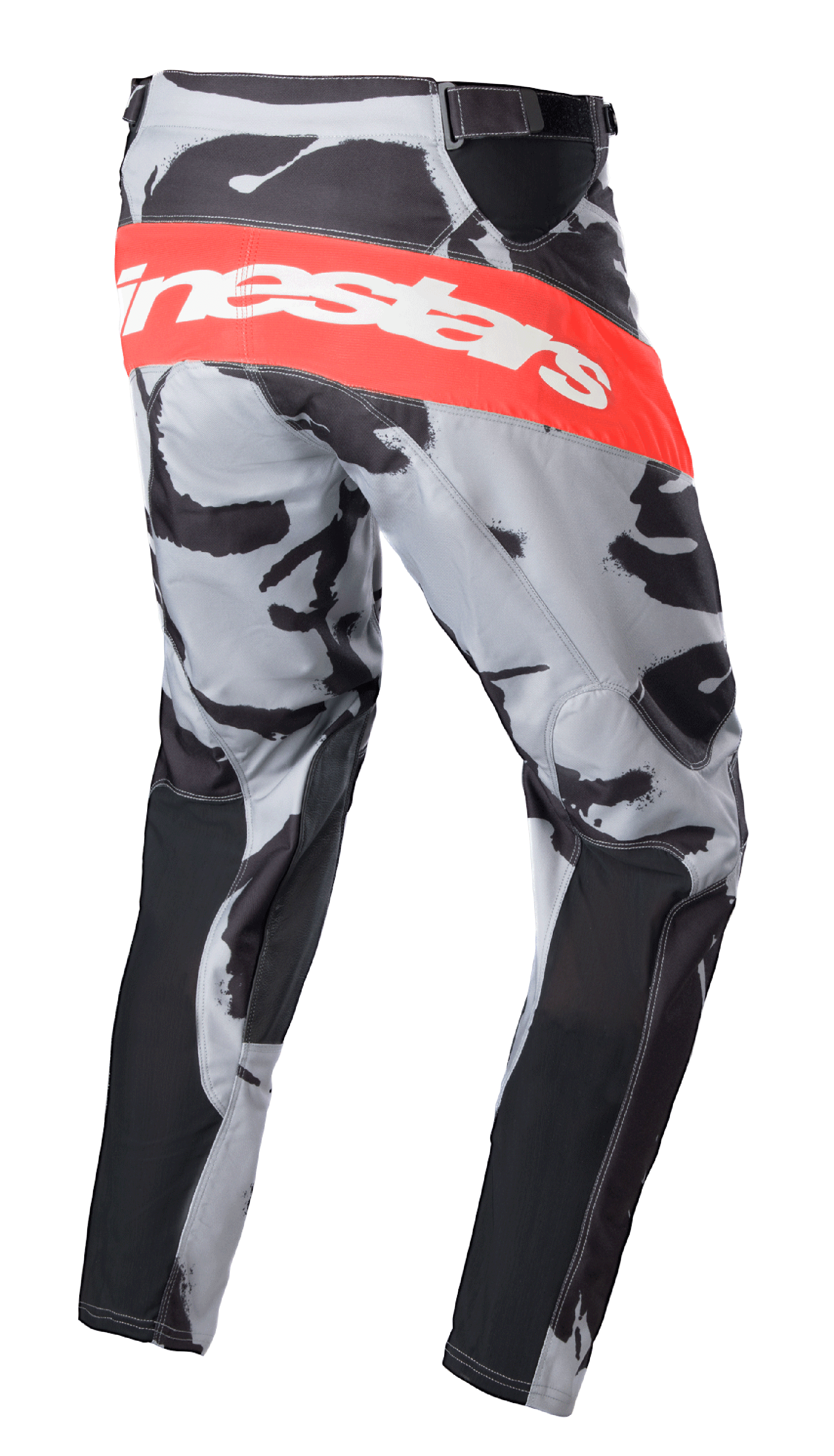 Alpinestars 2023 Racer Tactical Pants, spodnie motocrossowe, Cast Gray Camo i Mars Red, szeroki czerwony poziomy pas z białym logo Alpinestars z tyłu, wzór kamuflażu z czarnymi panelami, sportowy design do wyścigów dirt bike