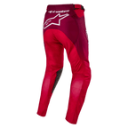 Alpinestars 2024 Racer Hoen Pants, spodnie motocrossowe, czerwone i bordowe, widok z tyłu z dużym białym logo Alpinestars na siedzeniu, ergonomiczna zakrzywiona konstrukcja nogawek, wytrzymały materiał tekstylny do jazdy terenowej