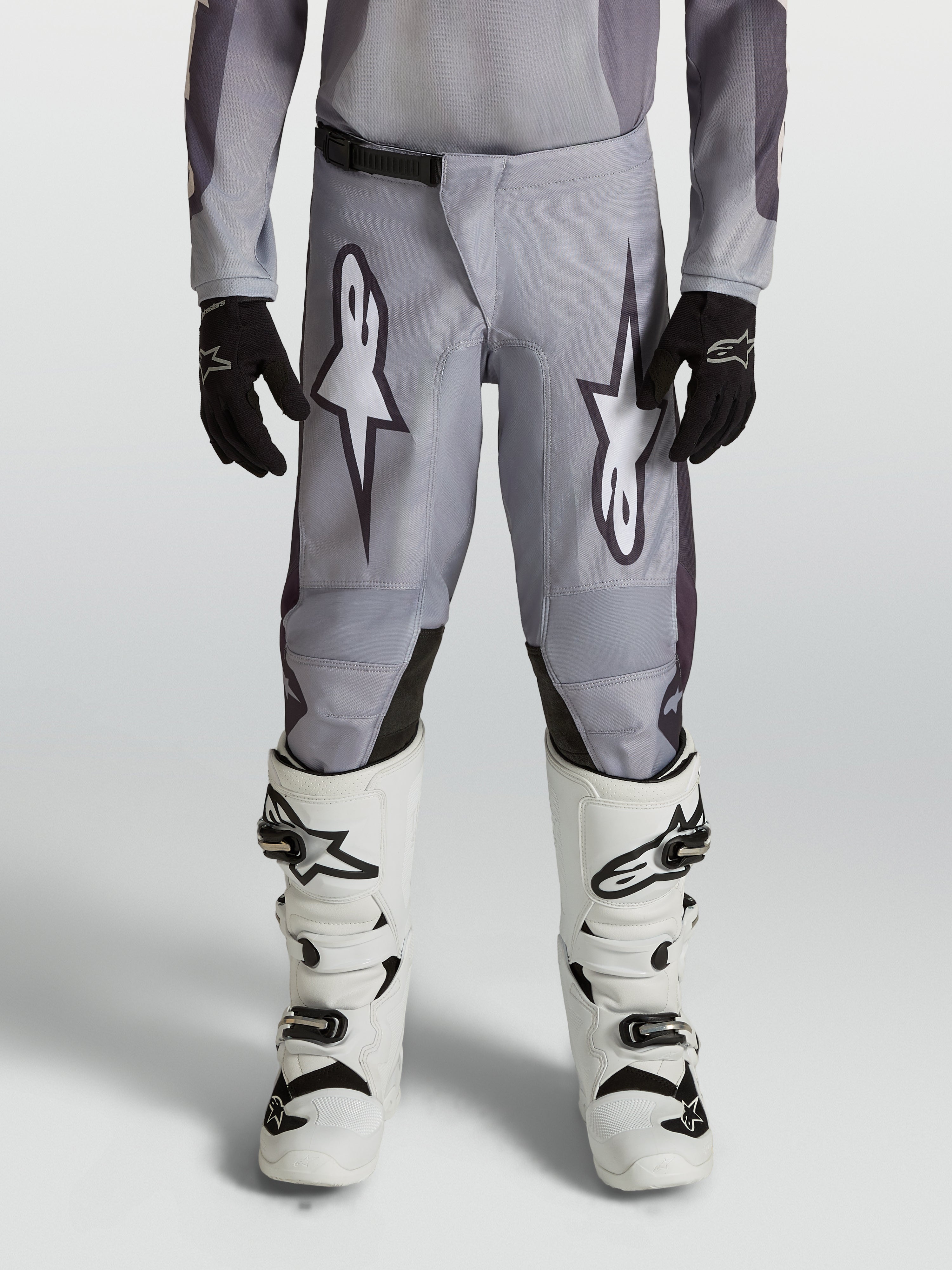 Alpinestars Spodnie Fluid Amber Młodzieżowe, szare i czarne spodnie motocrossowe off-road, wytrzymały poliester 600D