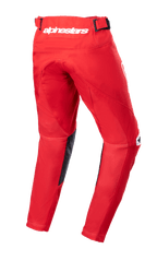 Alpinestars Youth 2023 Racer Narin Pants, spodnie motocrossowe, czerwone (Mars Red) i białe, widok z tyłu ukazujący białe logo Alpinestars na pasie, czarne skórzane panele wewnętrzne, ergonomiczna, wstępnie zakrzywiona konstrukcja do jazdy terenowej