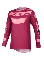 Alpinestars 2026 Racer Riway Jersey, koszulka motocrossowa, ciemny koralowy, z jasnoróżowym napisem „astars” na klatce piersiowej i graficznymi akcentami na rękawach, techniczna odzież z długim rękawem do jazdy terenowej
