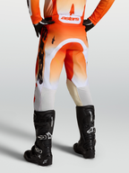 Spodnie Racer Amber, męskie spodnie motocrossowe, czerwone i białe z czarnymi butami, materiał 600D, krój wyścigowy.