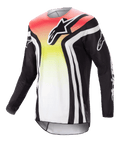 Alpinestars 2023 Racer Semi Jersey, koszulka motocrossowa z długim rękawem, czarna i wielokolorowa z czerwono-żółto-białym gradientem, wyraziste logo na klatce piersiowej i białe paski na rękawach, lekki materiał odprowadzający wilgoć zapewniający wydajność w terenie