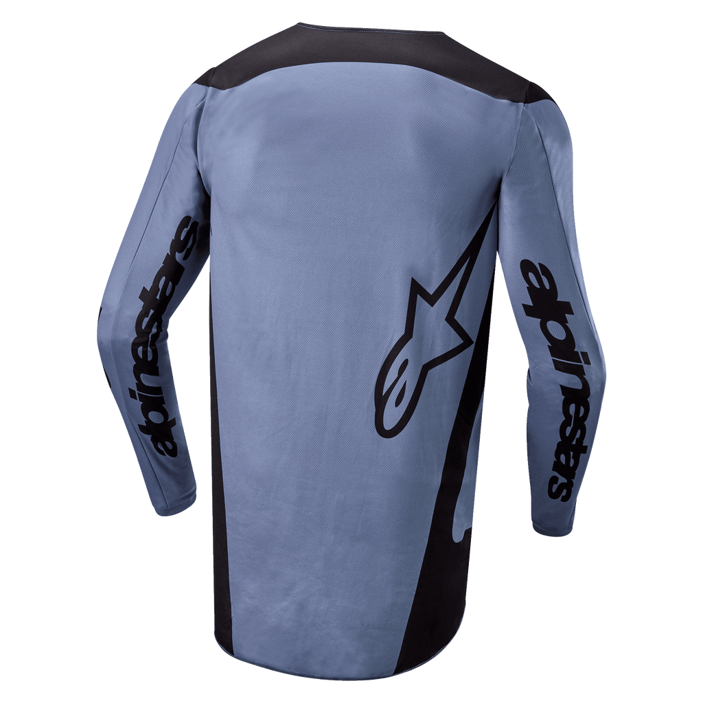 Alpinestars 2024 Fluid Lurv Jersey, koszulka motocrossowa, jasnoniebieska i czarna, widok z tyłu przedstawiający logo Alpinestars na rękawach i logo gwiazdy na plecach, przedłużony tył, oddychający materiał techniczny do wyścigów terenowych