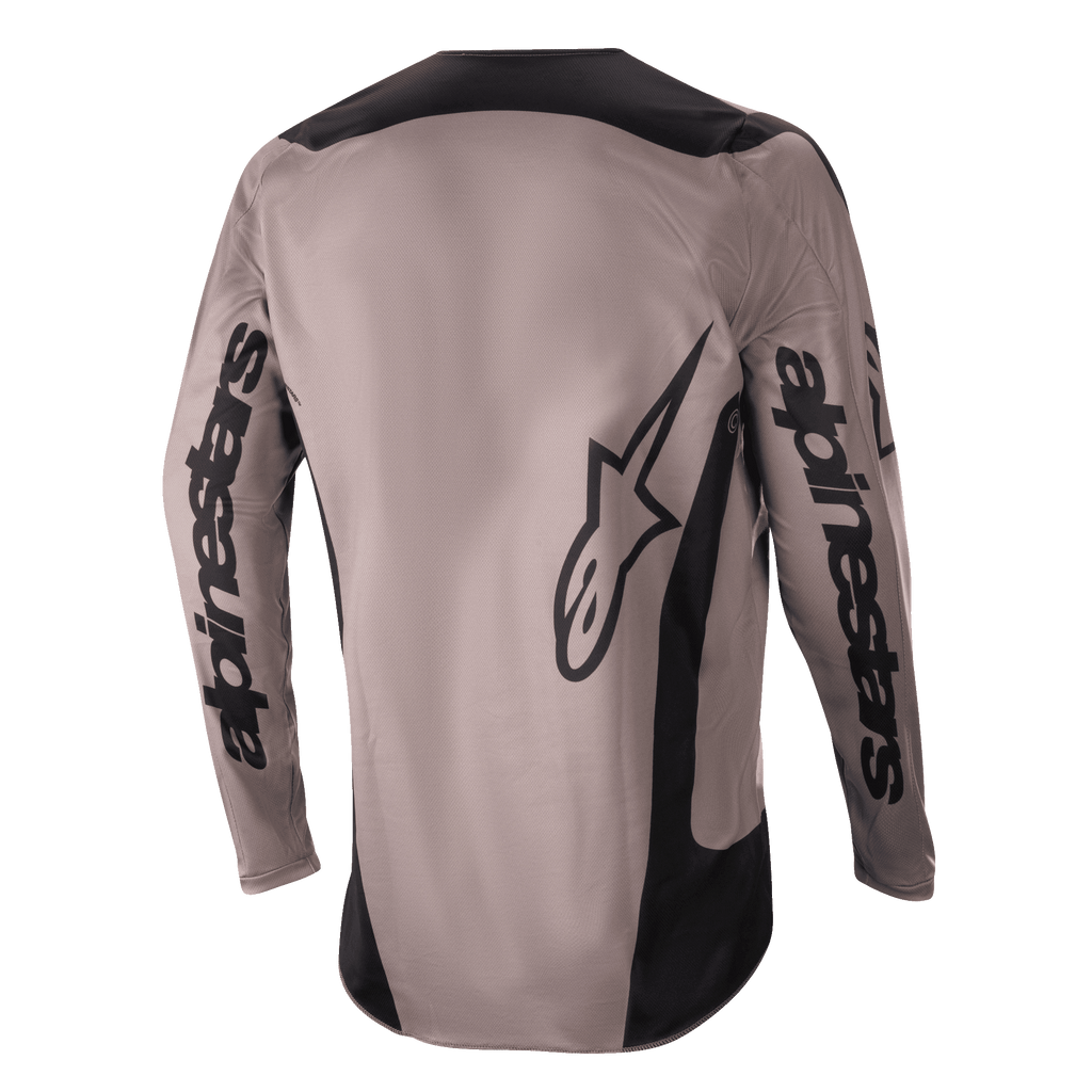 Alpinestars 2024 Fluid Lurv Jersey, koszulka motocrossowa, Mud Black, widok z tyłu z dużym brandingiem Alpinestars na rękawach i w dolnej części pleców, czarne panele na ramionach i bokach, wyczynowa odzież do jazdy terenowej