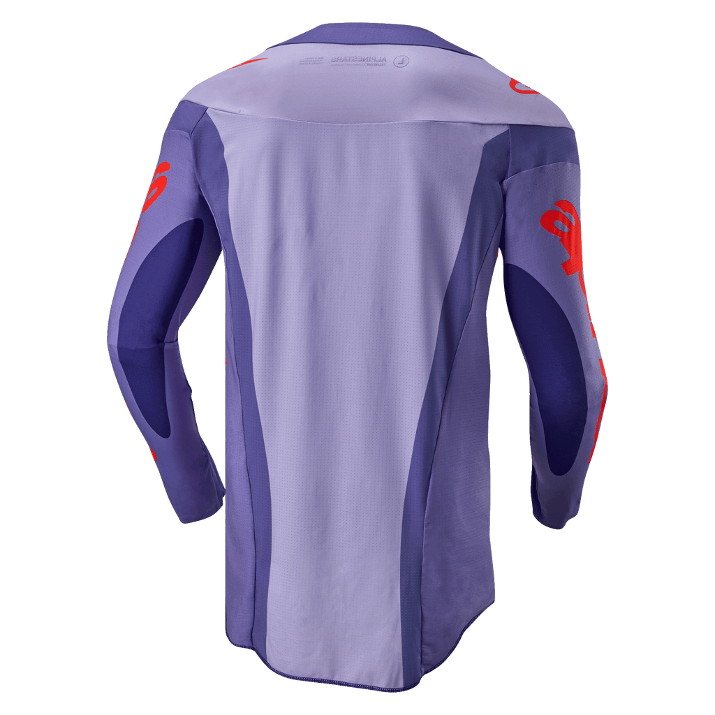 Alpinestars 2024 Techstar Ocuri Jersey, koszulka motocrossowa, fioletowa i jaskrawopomarańczowa, widok z tyłu z wielopanelową fioletową konstrukcją i pomarańczowymi grafikami logo na rękawach i ramionach, przedłużony tył zapewniający wydajność w wyścigach off-road.