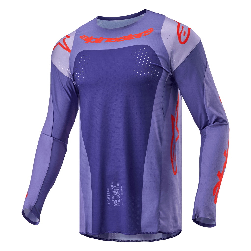 Alpinestars 2024 Techstar Ocuri Jersey, koszulka motocrossowa, fioletowa z jaskrawopomarańczowymi elementami, sportowy krój z długim rękawem i laserowo wycinanymi perforacjami, wyraziste pomarańczowe logo na klatce piersiowej i rękawach, odprowadzający wilgoć materiał poliestrowy do wyścigów terenowych