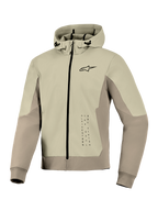 Alpinestars Radium Tech Hoodie, techniczna bluza motocyklowa z kapturem, kolor Mastic Aluminum, zapinana na zamek z małym czarnym logo na piersi i pionową grafiką, wiatroszczelna powłoka z regulowanym kapturem