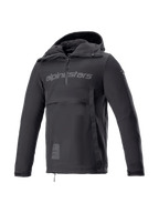 Alpinestars Sherpa Hoodie, czarna męska bluza motocyklowa anorak, wiatroodporny softshell, Tech-Air Ready, styl miejski.