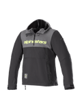 Kurtka z kapturem Alpinestars Sherpa, męska wiatroodporna kurtka motocyklowa, szaro-czarna z żółtym logo fluo.