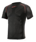 Alpinestars Ride Tech V2 Top Short Sleeve Summer, czarna z czerwonymi akcentami, motocyklowa warstwa bazowa z krótkim rękawem, kompresyjny krój z siatkowymi panelami wentylacyjnymi, techniczna odzież do letniej jazdy szosowej i torowej