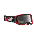 Gogle Alpinestars Vision 8 Luar, gogle motocrossowe, czerwono-czarna oprawka ze srebrną lustrzaną soczewką, szeroki tkany pasek z czerwono-białym logo Alpinestars i napisem „ONE GOAL. ONE VISION.”, zaawansowane gogle ochronne do wyścigów off-road