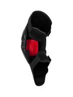 Alpinestars SX-1 Plasma Knee Protector, ochraniacz kolan do motocrossu, czarno-czerwony, widok od wewnątrz podkreślający czerwoną wkładkę Nucleon PLASMA oraz system zapięcia na dwa paski, zaprojektowany z myślą o wydajności off-road.
