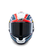 Alpinestars Supertech R10 Acosta Limited Edition Helmet, widok z przodu, niebieski, czerwony i biały mat, wysokowydajny kask wyścigowy z ciemnym dymionym wizjerem, wyrazisty geometryczny wzór i branding Alpinestars, skorupa z kompozytu węglowego
