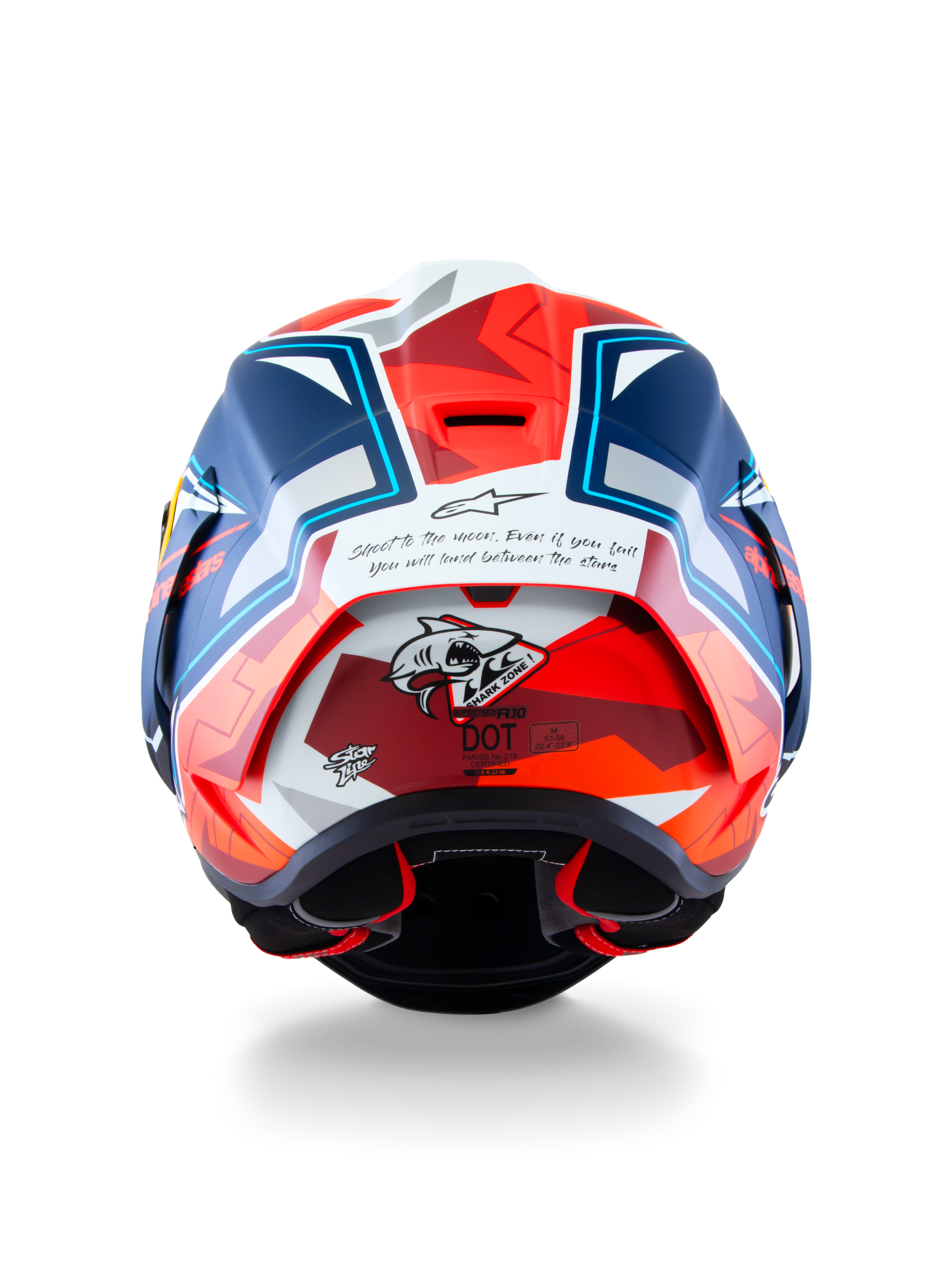 Kask Alpinestars Supertech R10 Acosta Limited Edition, widok z tyłu, niebiesko-czerwono-biały mat, z grafiką rekina „Shark Zone” i inspirującym cytatem z tyłu, aerodynamiczny spoiler wyścigowy, profesjonalna ochrona motocyklowa