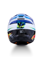 Kask Alpinestars SM3 Falcon ECE06, niebieski i biały kask motocrossowy, tył z grafiką sokoła i certyfikatem ECE 22-06.