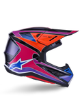 Kask Alpinestars S-M7 Fuse, kask motocrossowy, niebieski, fioletowy i różowy błyszczący, widok z profilu z żywą grafiką wyścigową, aerodynamiczna konstrukcja skorupy z otworami wentylacyjnymi i logo gwiazdy Alpinestars