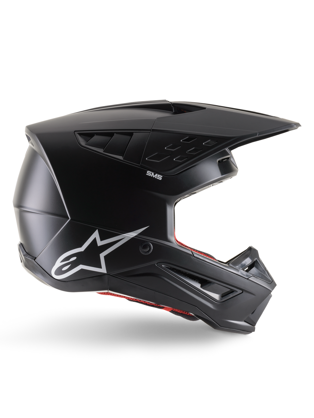 Alpinestars S-M5 Solid Helmet, kask motocrossowy, czarny matowy z białym logo Alpinestars i czerwoną wyściółką, aerodynamiczny design z wieloma otworami wentylacyjnymi i długim daszkiem, certyfikowana ochrona off-road ECE 22.06