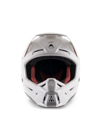 Alpinestars S-M5 Solid Helmet ECE 22.06, kask motocrossowy, biały połysk, widok z przodu, z wieloma wlotami powietrza na szczęce i czole, szeroki daszek, czerwono-czarna wyściółka wewnętrzna, smukły i aerodynamiczny design do jazdy terenowej
