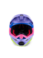 Kask Alpinestars Supertech M10 Jett Lawrence R01, kask motocrossowy, fioletowy, różowy i neonowy żółty z połyskiem, widok z przodu pokazujący wewnętrzną wyściółkę i część szczękową, napis „ONE GOAL. ONE VISION.” pod daszkiem, kolorowa grafika wyścigowa z niebieskimi akcentami