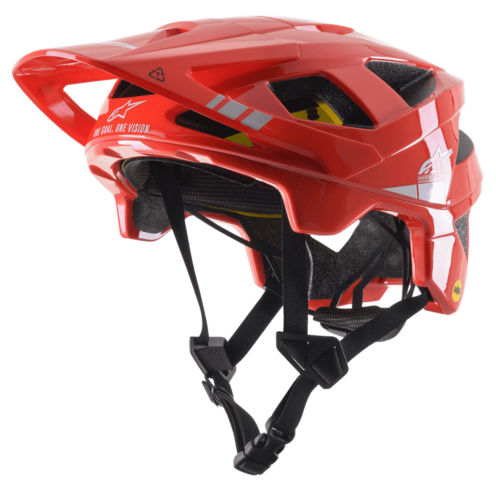 Kask MTB Alpinestars Vector Tech A2, jaskrawoczerwony z jasnoszarymi błyszczącymi akcentami, białe logo i grafiki Alpinestars, regulowany daszek, liczne otwory wentylacyjne, czarne paski podbródkowe, lekka konstrukcja do jazdy górskiej