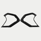 Alpinestars Supertech R10 Shield Mechanism Cover, akcesorium do kasku, czarny połysk, para smukłych, kanciastych plastikowych osłon mechanizmu wizjera, wykończenie o wysokim połysku, oficjalna część zamienna do kasków S-R10
